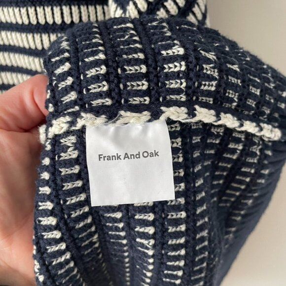 Frank And Oak Crochet Knit Sweater Round Neck Striped Pattern Blue White XXL - Picture 6 of 8